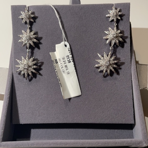 SHAY Diamond Triple Starburst Earrings - Picture 4 of 7